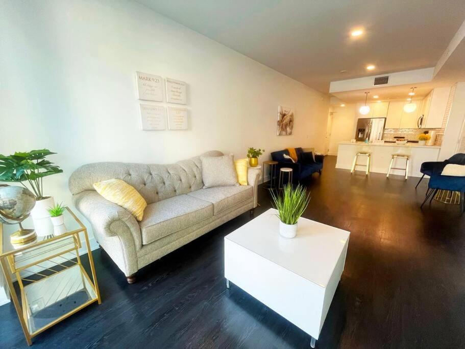 Appartement Downtown Paradise Escape With 2 Pools / Hot Tubs à Los Angeles Extérieur photo